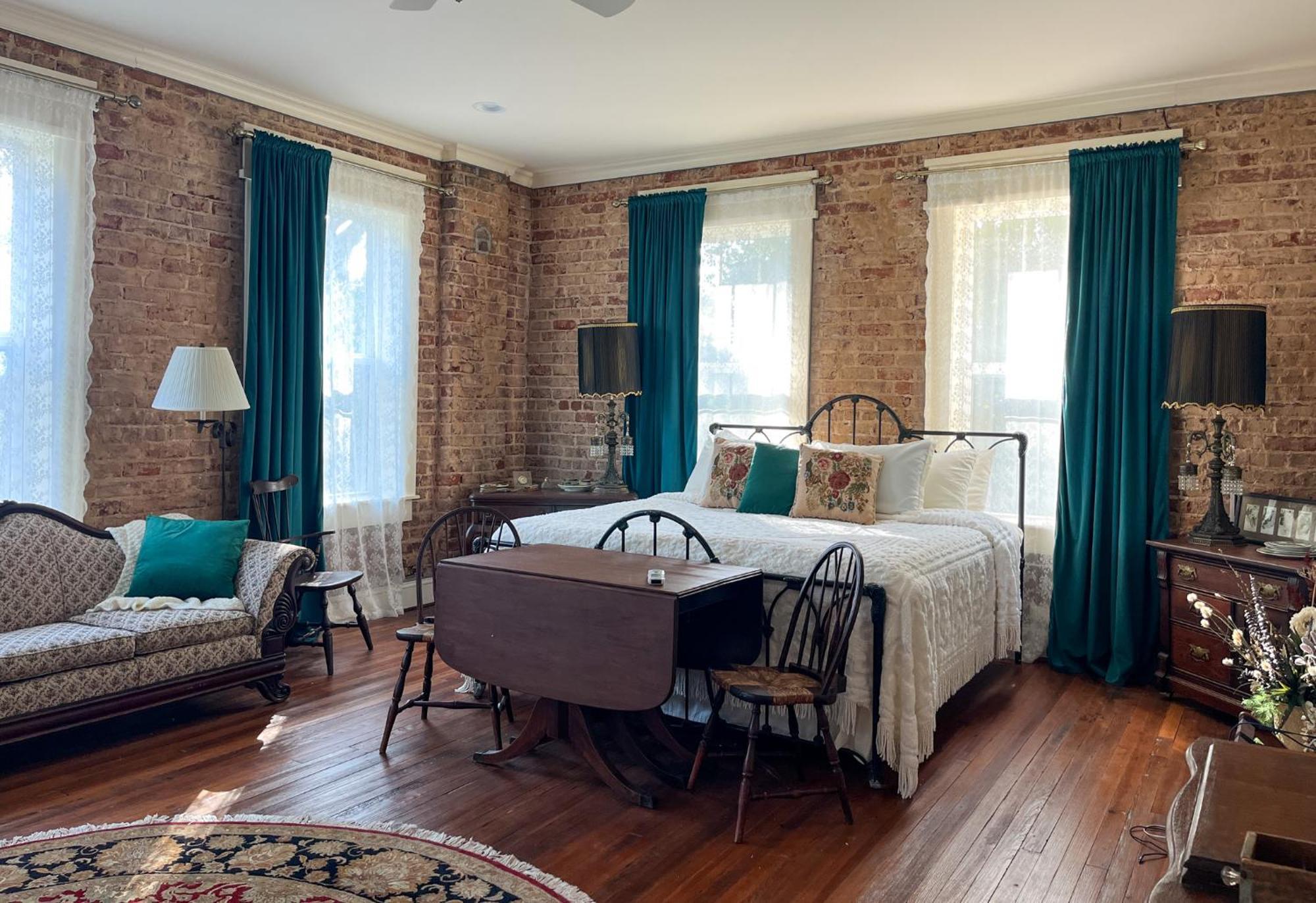 Tanglewood Inn グリーンビル エクステリア 写真