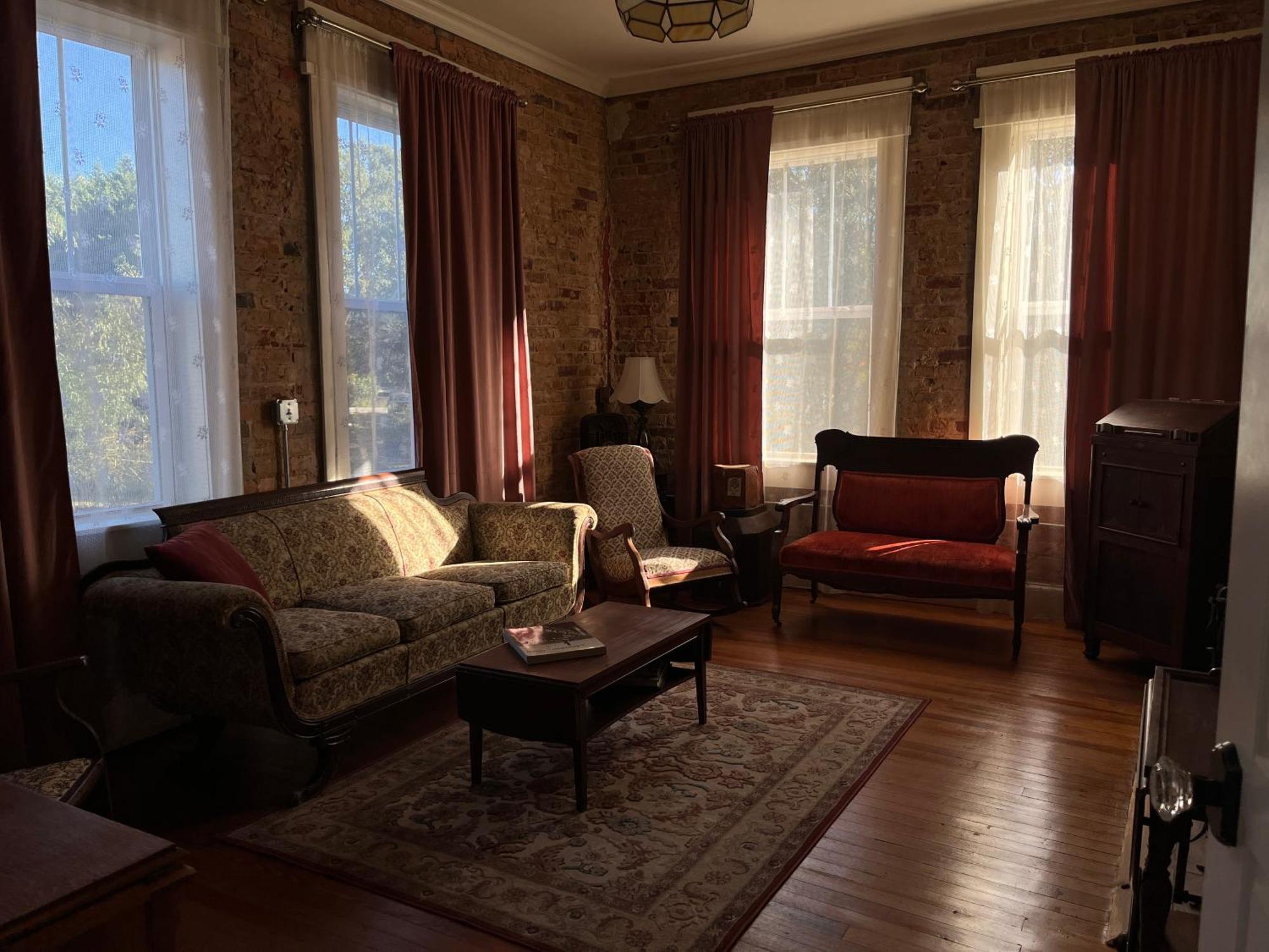 Tanglewood Inn グリーンビル エクステリア 写真