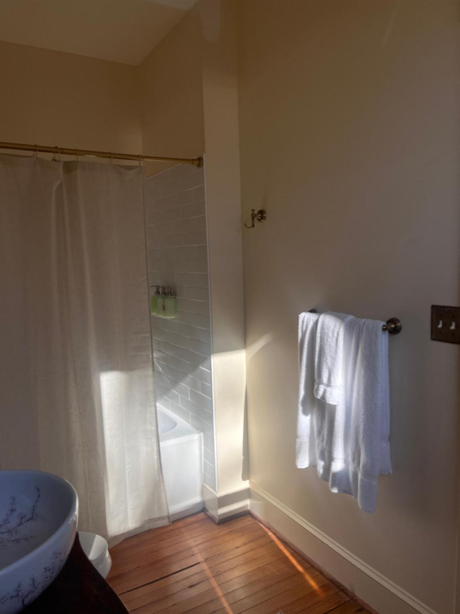 Tanglewood Inn グリーンビル エクステリア 写真